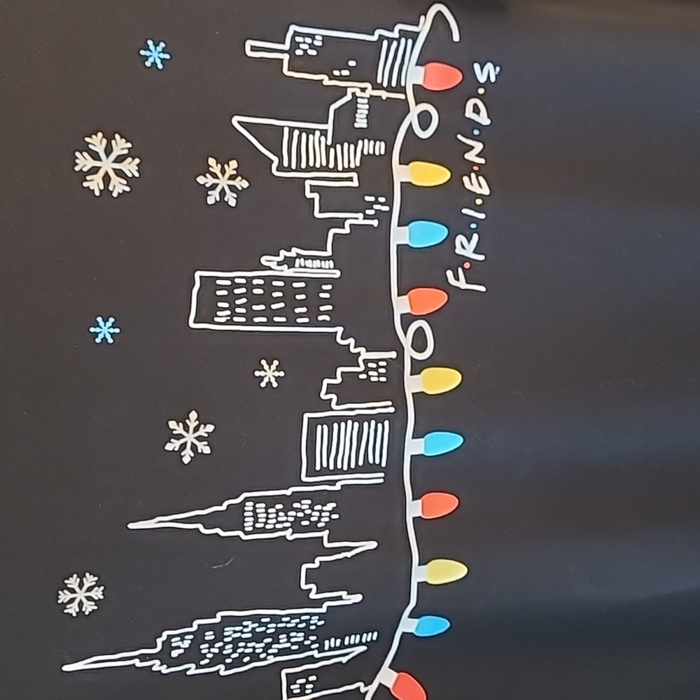 Friends Christmas tshirt, size XL